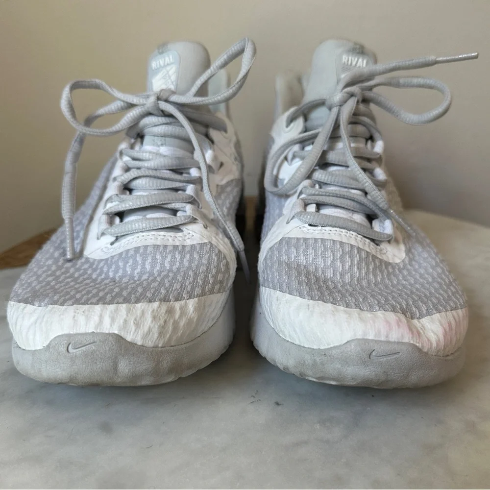 NIKE Renew Rival Women's White Lace-up Sneakers Tennis shoes size 8